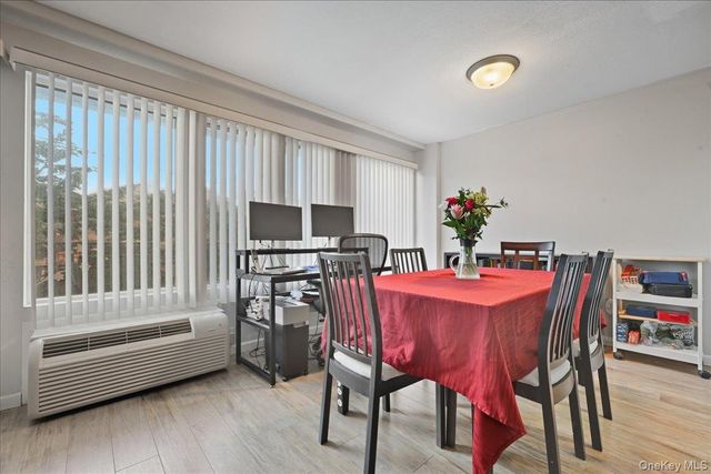 235 W Park Avenue 103, Long Beach, NY 11561