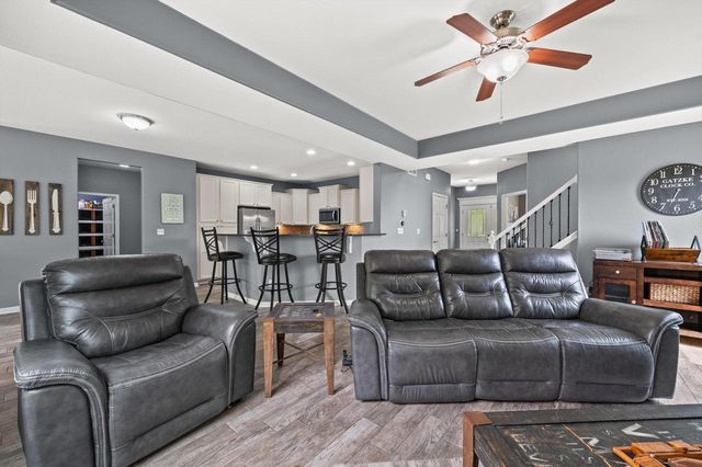 2005 Patrick LANE, Waukesha, WI 53188