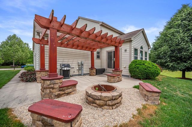 2005 Patrick LANE, Waukesha, WI 53188