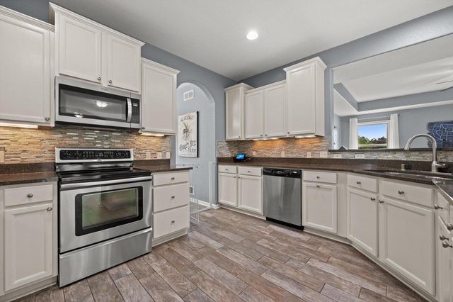 2005 Patrick LANE, Waukesha, WI 53188
