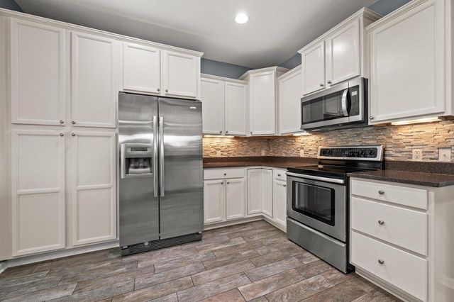 2005 Patrick LANE, Waukesha, WI 53188