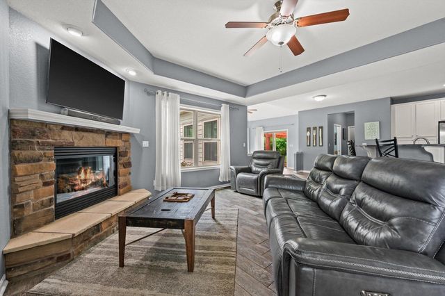 2005 Patrick LANE, Waukesha, WI 53188