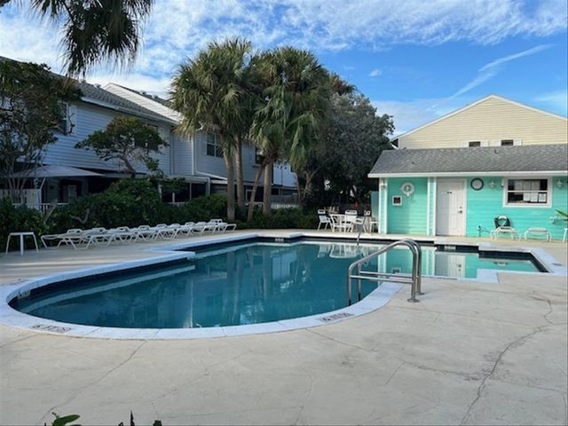 2593 NE 15th Street, Pompano Beach, FL 33062