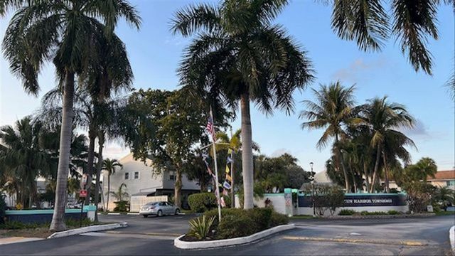 2593 NE 15th Street, Pompano Beach, FL 33062