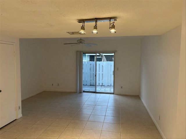 2593 NE 15th Street, Pompano Beach, FL 33062