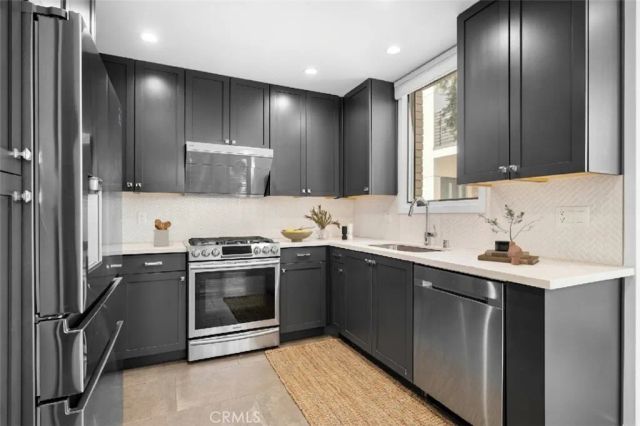 125 Hurlbut Street 108, Pasadena, CA 91105