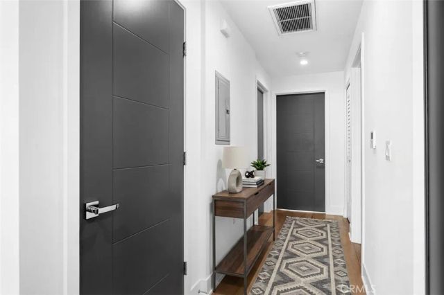 125 Hurlbut Street 108, Pasadena, CA 91105