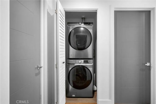 125 Hurlbut Street 108, Pasadena, CA 91105