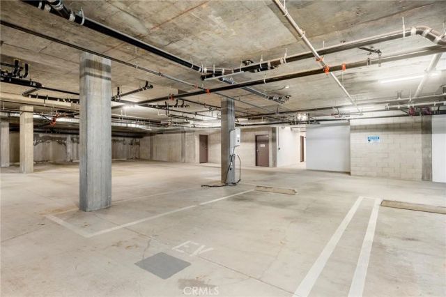 125 Hurlbut Street 108, Pasadena, CA 91105