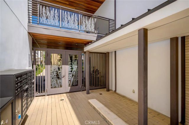 125 Hurlbut Street 108, Pasadena, CA 91105