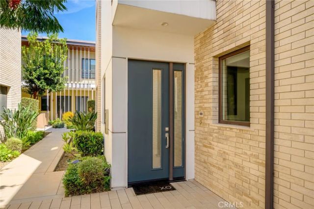 125 Hurlbut Street 108, Pasadena, CA 91105