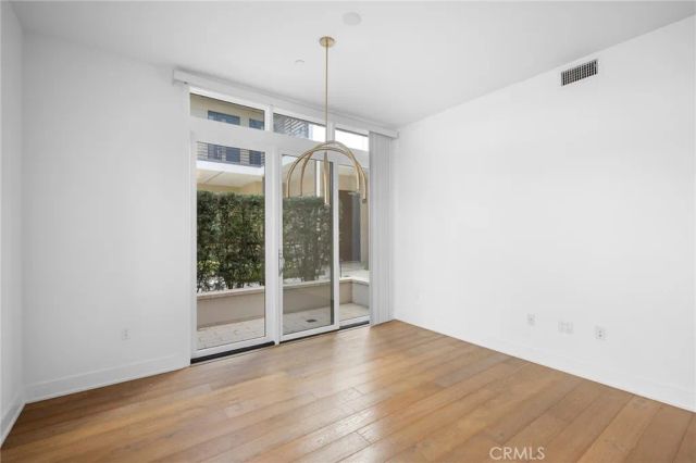 125 Hurlbut Street 108, Pasadena, CA 91105