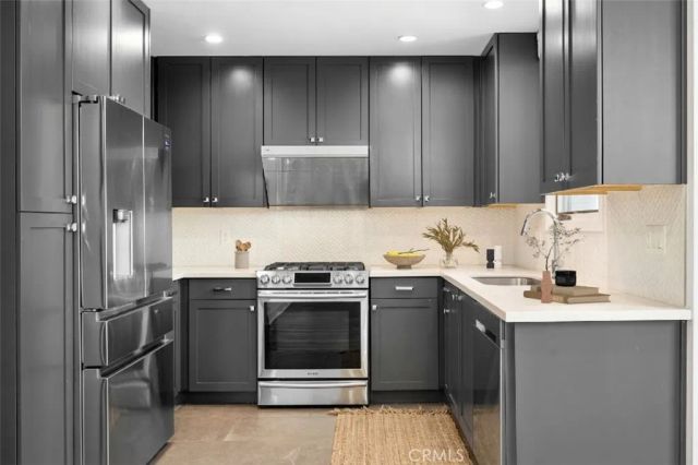 125 Hurlbut Street 108, Pasadena, CA 91105