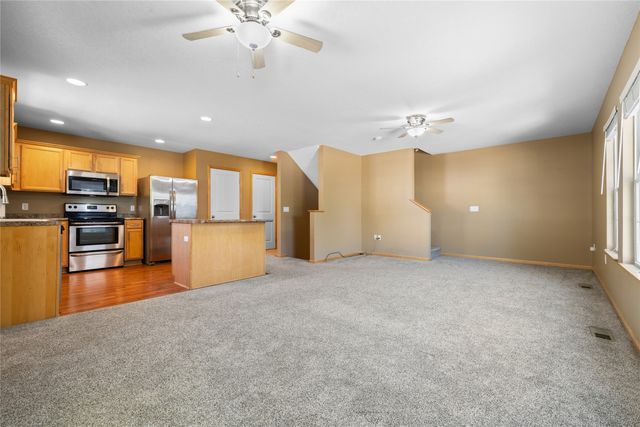 5549 Kirkland Court, Johnston, IA 50131