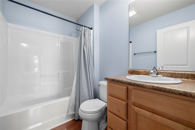 5549 Kirkland Court, Johnston, IA 50131