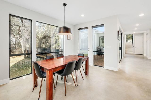 5710 Longhorn LNDG, Austin, TX 78734