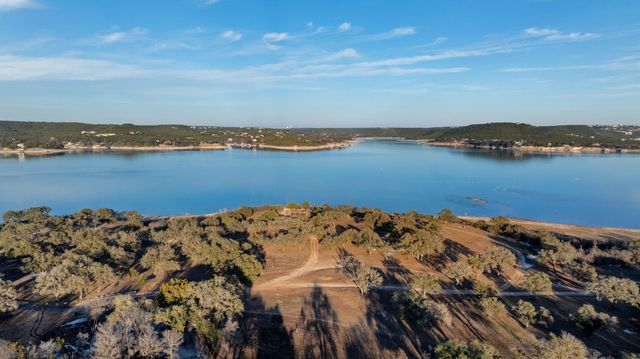 5710 Longhorn LNDG, Austin, TX 78734