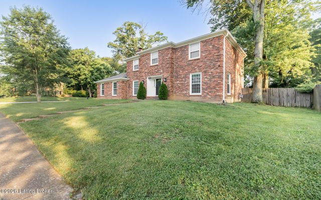 10701 Linn Station Rd, Louisville, KY 40223