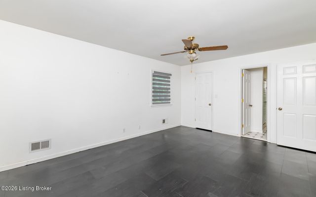 10701 Linn Station Rd, Louisville, KY 40223