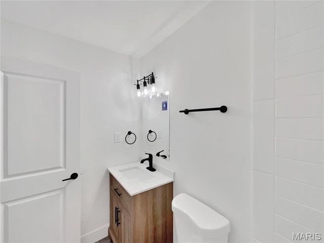 1673 Kingsford Drive, Florissant, MO 63031