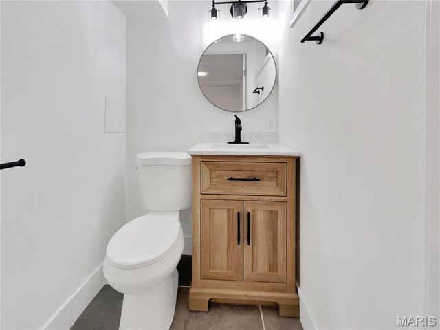 1673 Kingsford Drive, Florissant, MO 63031