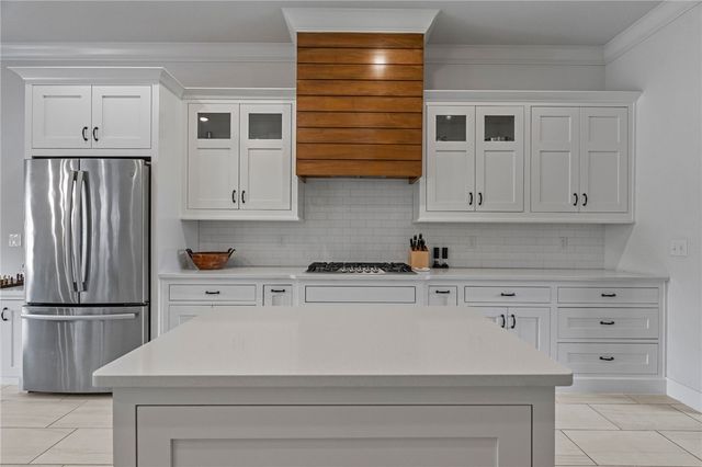 1060 Elizabeth Drive, Bentonville, AR 72713