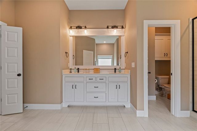 1060 Elizabeth Drive, Bentonville, AR 72713
