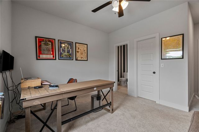 1060 Elizabeth Drive, Bentonville, AR 72713