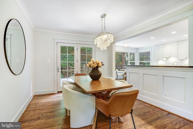 10019 KENSINGTON PKWY, Kensington, MD 20895