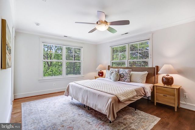 10019 KENSINGTON PKWY, Kensington, MD 20895