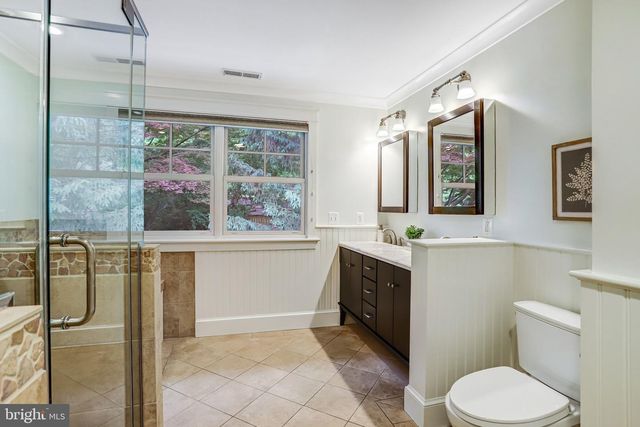 10019 KENSINGTON PKWY, Kensington, MD 20895