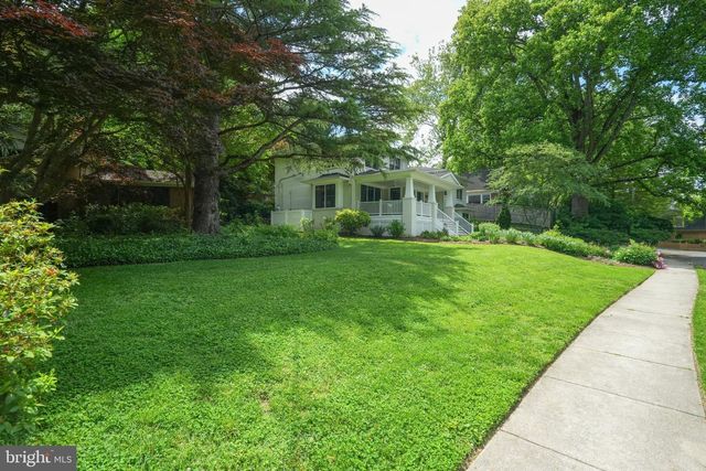 10019 KENSINGTON PKWY, Kensington, MD 20895