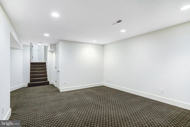 10019 KENSINGTON PKWY, Kensington, MD 20895