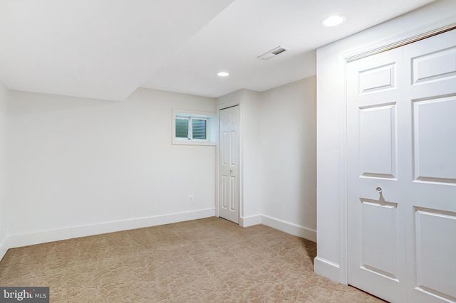 10019 KENSINGTON PKWY, Kensington, MD 20895