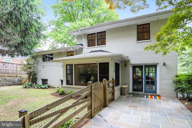 10019 KENSINGTON PKWY, Kensington, MD 20895