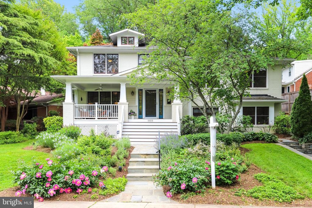 10019 KENSINGTON PKWY, Kensington, MD 20895