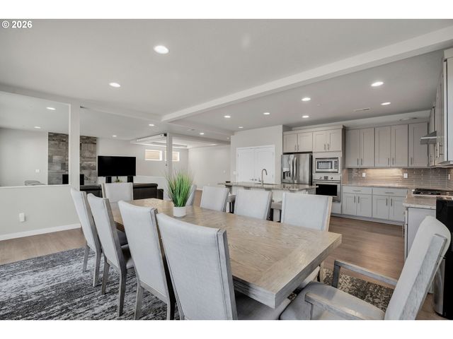 9908 Sw 173RD Ave, Beaverton, OR 97007