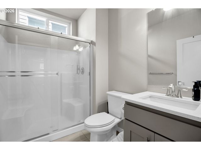 9908 Sw 173RD Ave, Beaverton, OR 97007