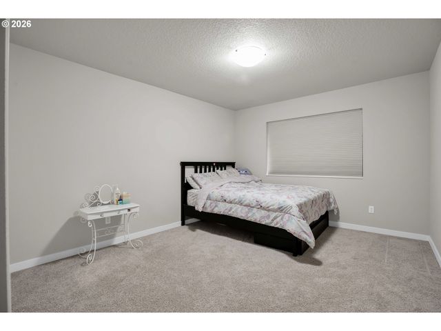 9908 Sw 173RD Ave, Beaverton, OR 97007