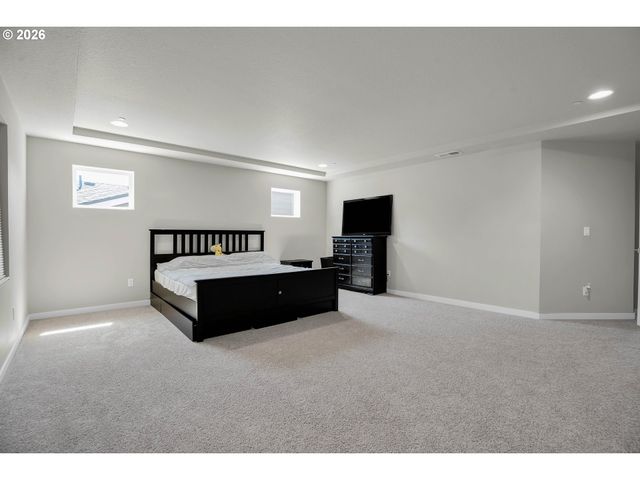 9908 Sw 173RD Ave, Beaverton, OR 97007