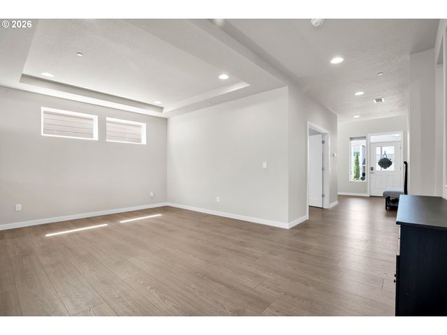 9908 Sw 173RD Ave, Beaverton, OR 97007