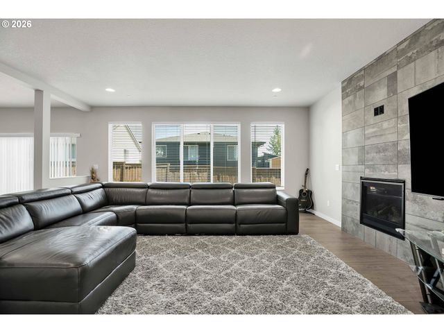 9908 Sw 173RD Ave, Beaverton, OR 97007