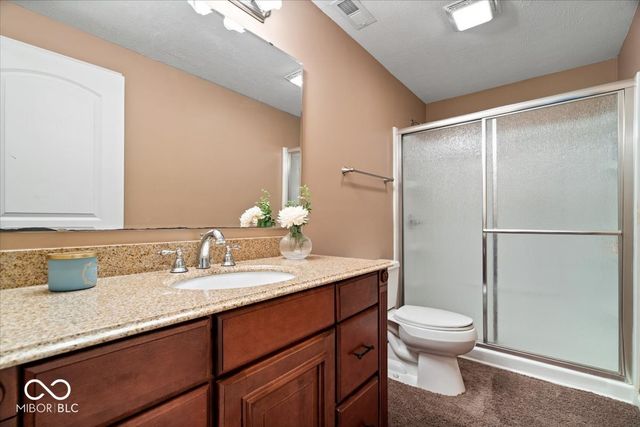 6658 Pennan Court, Noblesville, IN 46062