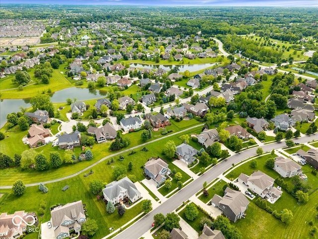 6658 Pennan Court, Noblesville, IN 46062