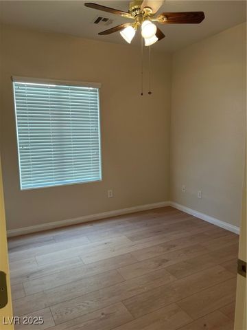 3105 KINGBIRD Drive, North Las Vegas, NV 89084