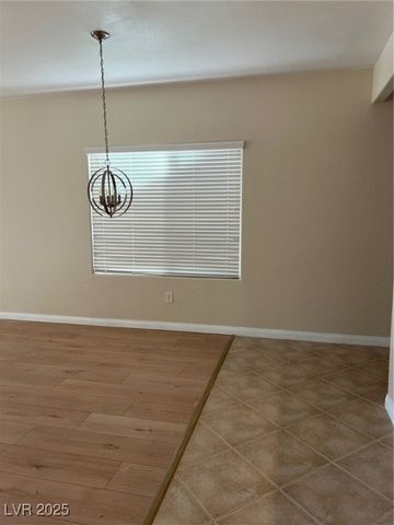 3105 KINGBIRD Drive, North Las Vegas, NV 89084