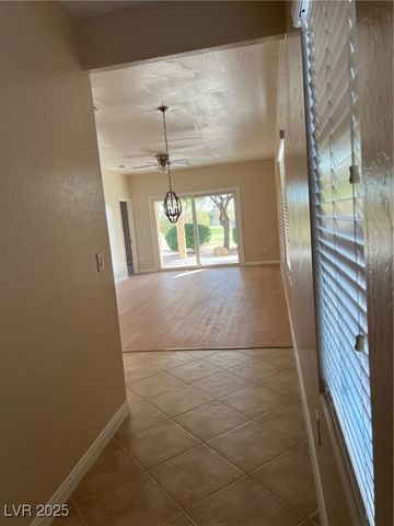 3105 KINGBIRD Drive, North Las Vegas, NV 89084