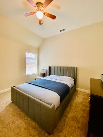 5904 Mickelson Way, Mckinney, TX 75070