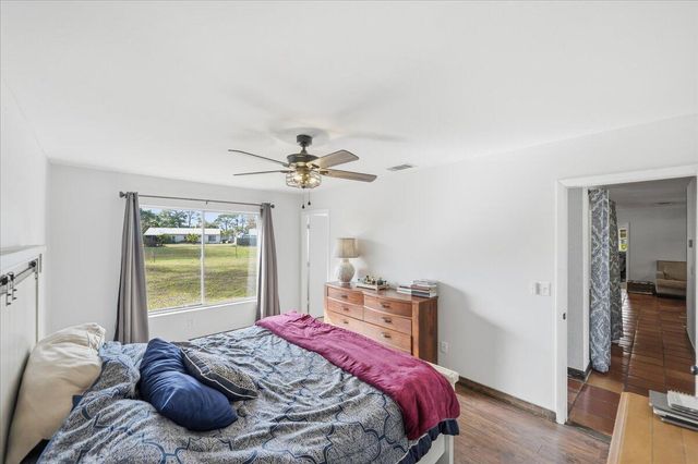 1969 SE Redwing Circle, Port St. Lucie, FL 34952