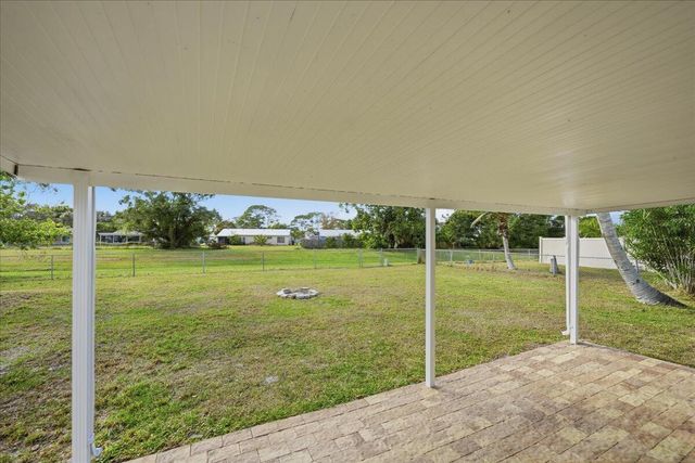 1969 SE Redwing Circle, Port St. Lucie, FL 34952